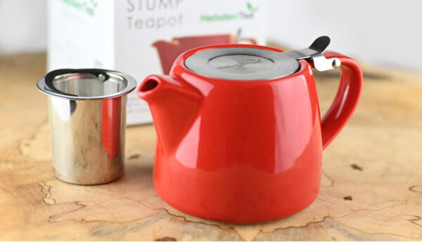 444111-STUMP-TEAPOT-RED